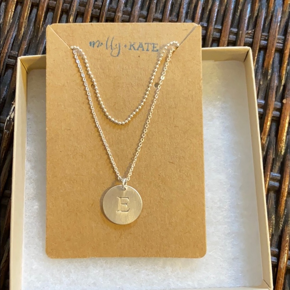 E pendant necklace